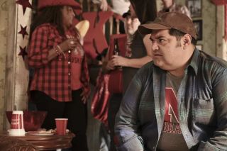 Bless This Mess sezon 2 odcinek 1