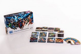 Pojedynek superbohaterów - zawartość