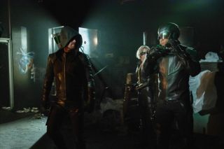 Arrow sezon 8 odcinek 1