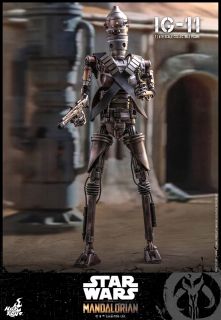 The Mandalorian - IG-11 - figurka Hot Toys