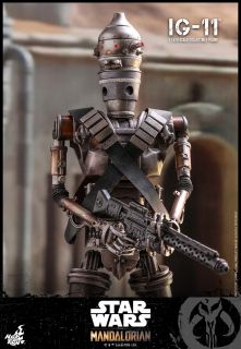The Mandalorian - IG-11 - figurka Hot Toys