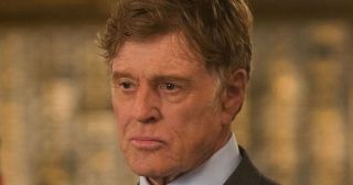 Kandydaturę Redforda na prezydenta sugerowała już oryginalna seria komiksowa poświęcona Strażnikom. Z „Doomsday Clock” dowiadujemy się, że swój urząd sprawował on już na pewno w 1992 roku – w 2019 roku jest on więc szefem rządu USA w ramach swojej 7. kadencji. 