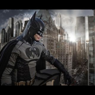 Jensen Ackles jako Batman