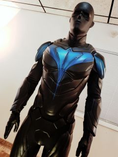 Titans - strój Nightwinga