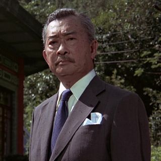 Człowiek ze złotym pistoletem