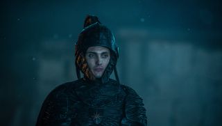 Cahir (Eamon Farren) - w cesarstwie nosił tytuł grafa. Podczas Rzezi Cintry pojmał Ciri, ale nie wypełnił swojego zadania. Powracał w koszmarach sennych młodej dziewczyny, jako groźny rycerz z wielkimi czarnymi piórami na hełmie.
