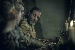 Myszowór (Adam Levy) - druid obecny podczas uczty w Cintrze. Dobry znajomy Geralta, któremu przypominał o zobowiązaniach związanych z prawem niespodzianki. Odegrał też istotną rolę w połączeniu wyspy Skellige i Cintry sojuszem.