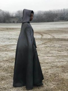 Wiedźmin - zdjęcia kostiumów od kulis