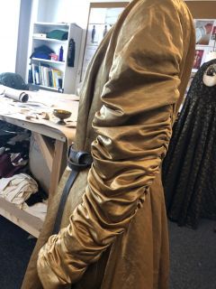 Wiedźmin - zdjęcia kostiumów od kulis