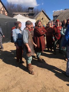 Wiedźmin - zdjęcia kostiumów od kulis