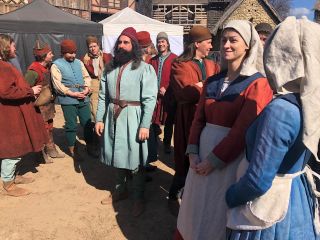 Wiedźmin - zdjęcia kostiumów od kulis