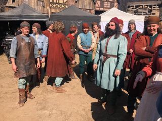 Wiedźmin - zdjęcia kostiumów od kulis