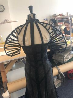 Wiedźmin - zdjęcia kostiumów od kulis