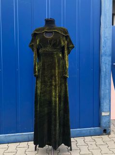 Wiedźmin - zdjęcia kostiumów od kulis