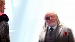 Odyn odwiedza Ziemię - Thor: Mroczny świat