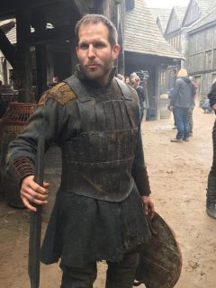 Wiedźmin - zdjęcia kostiumów od kulis