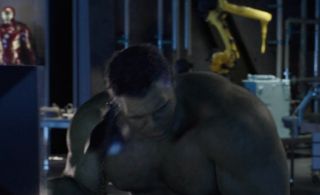 Profesor Hulk w laboratorium Tony'ego - Avengers: Koniec gry