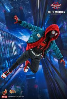 Spider-Man Uniwersum - Miles Morales (figurka Hot Toys)