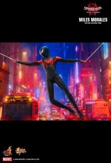 Spider-Man Uniwersum - Miles Morales (figurka Hot Toys)