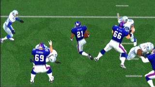 6. (ex aequo) NFL 2K3 (PlayStation 2) - średnia ocen: 93/100