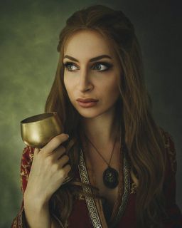 Lena-Lara jako Cersei Lannister