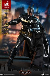 Batman: Arkham Knight - figurka od Hot Toys