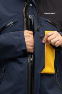 Death Stranding - kurtka firmy Acronym