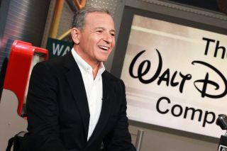 4. Bob Iger - do lutego br. dyrektor generalny The Walt Disney Company, obecnie odpowiedzialny za proces kreatywny w Disney. To za jego kadencji firma przejęła Marvel Studios.