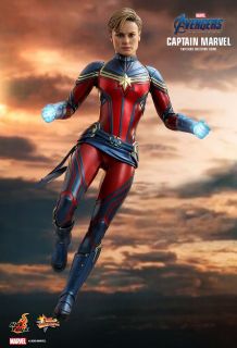 Kapitan Marvel - figurka kolekcjonerska z Endgame