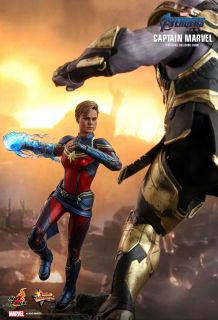 Kapitan Marvel - figurka kolekcjonerska z Endgame