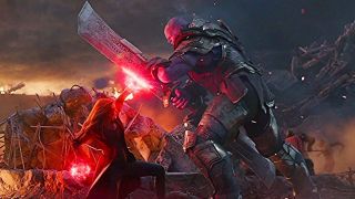 7. Scarlet Witch - Według Kevina Feige najpotężniejsza z Avengers. Tworzy projekcje rzeczywistości, emituje potężne wiązki energii (którą także wchłania), manipuluje umysłami innych, posiada zdolności telekinetyczne i telepatyczne. Była bliska pokonania Thanosa w pojedynkę.