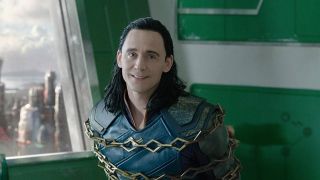 47. Tom Hiddleston - filmowy Loki; wystąpił w 6 filmach MCU. Serial o jego postaci trafi na platformę Disney+.