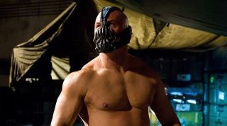 29. Bane ("Mroczny Rycerz powstaje"; RT - 87%): Google - 22000; Wikipedia - 51926; ogólny wynik - 40,82.
