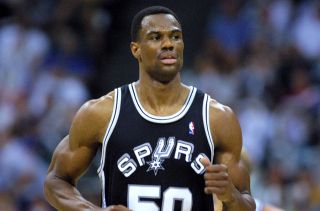 4. David Robinson (San Antonio Spurs) - 101 pkt.