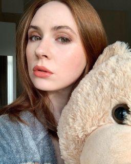 Karen Gillan - zdjęcia