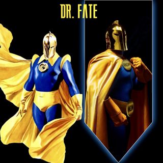 Prace Alexa Rossa i serial Stargirl - porównanie