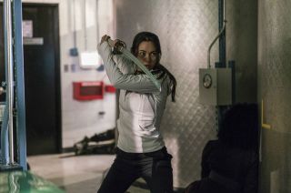 19. Colleen Wing – trenowana przez Bakuto opanowała wschodnie sztuki walki do perfekcji; na tyle dobrze, że była w stanie na tym polu pokonać dawnego mentora. Z czasem twórcy coraz mocniej eksponowali jej zdolności, pokazując, że Colleen może pojedynkować się nawet z postaciami obdarzonymi nadludzkimi umiejętnościami.