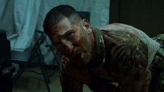 8. Frank Castle – jeśli mielibyśmy wskazać w całym uniwersum wojownika z krwi i kości, to Punisher z całą pewnością rywalizowałby na tym polu o palmę pierwszeństwa z Daredevilem. Jego potęga wynika głównie z jego motywacji – tego antybohatera nie jest w stanie zatrzymać absolutnie nic, a przy pomocy jednego karabinu był w stanie zdziesiątkować struktury mafijne Nowego Jorku.