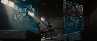 45. Iron Man 2 - druga scena od końca (1:54:12 - 1:56:05)