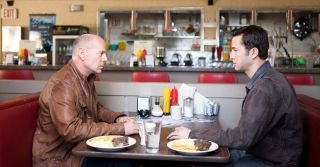 17. Looper - Pętla czasu (2012)