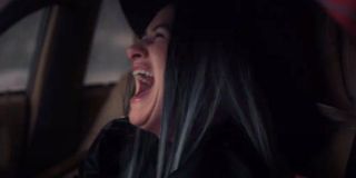 Co ciekawe, gdy w zwiastunie „WandaVision” włączymy angielskie napisy, zauważymy, że w dialogach inne postacie zwracają się do bohaterki Hahn per „Agnes” – fani biorą to za skrót od imienia i nazwiska Agathy Harkness.