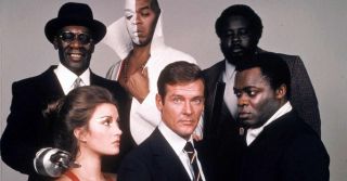 15. Żyj i pozwól umrzeć (1973) - 66%