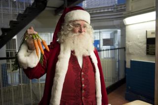 6. Jim Broadbent ("Uwolnić Mikołaja!" - 2014) - 36%