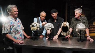 Kultowe rekwizyty odc. 1-8 - lektor i napisy