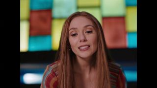 Dzięki tłumaczowi języka portugalskiego znamy już słowa kołysanki z Sokovii, którą nuci Wanda: „Czekałam na ciebie i ten dzień w końcu nadszedł. Moje serce stało się domem pełnym światła, pełnym światła”. 