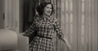 Z kolei rocznica ślubu Agnes i jej tajemniczego męża, Ralpha, ma miejsce 2 czerwca. Co ciekawe, 2 czerwca 1692 roku odbył się słynny proces czarownic z Salem, co może raz jeszcze sugerować, iż „Agnes” to w rzeczywistości komiksowa Agatha Harkness, potężna czarownica i jedna z mentorek Wandy. 