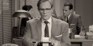 Wzór na krawacie Visiona jest bardzo podobny do tego, który widzieliśmy u tej postaci (także na krawacie) w wielokrotne nagradzanej serii komiksowej „Vision” ze scenariuszem Toma Kinga. 