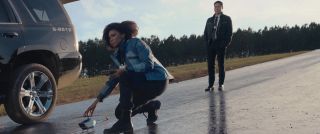 Z kolei jeden z jeepów S.W.O.R.D. posiada oznaczenie „S-8512”. To najprawdopodobniej nawiązanie do 12-częściowej serii komiksowej „Vision and the Scarlet Witch” z 1985 roku, w której tytułowi bohaterowie mieli dzieci. 