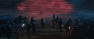 Gdy Wanda wraca do Hexu, na granicy bańki pojawia się charakterystyczna, czerwona barwa – najprawdopodobniej bohaterka w jakiś sposób wzmocniła barierę poprzez przywołanie mocy Kamienia Rzeczywistości i teraz jeszcze trudniej będzie ją sforsować. 