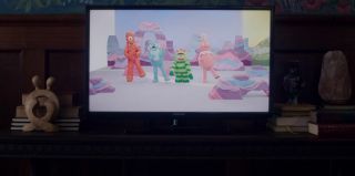 Tommy i Billy oglądają w domu Agnes program telewizyjny „Yo Gabba Gabba!” z 2007 roku, w którym pojawia się piosenka „Jumpy jump”. Może to stanowić subtelne odwołanie do tego, co dzieje się w Westview – Hex mógłby być Nexusem, z którego można „skakać” do innych wymiarów. 